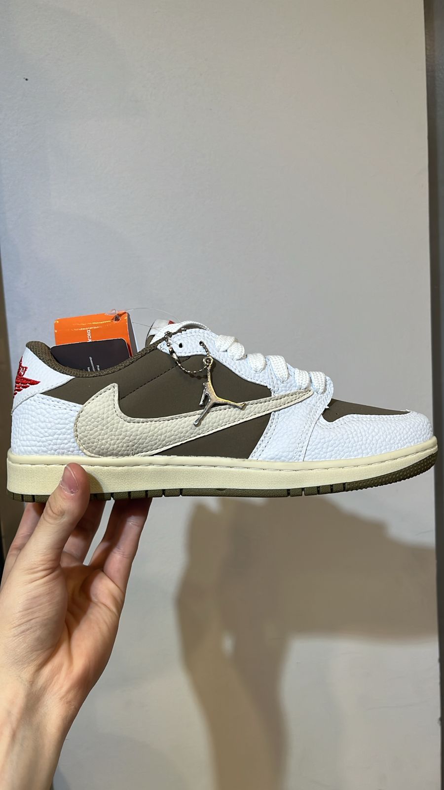 TRAVIS SCOTT REVERSE MOCHA