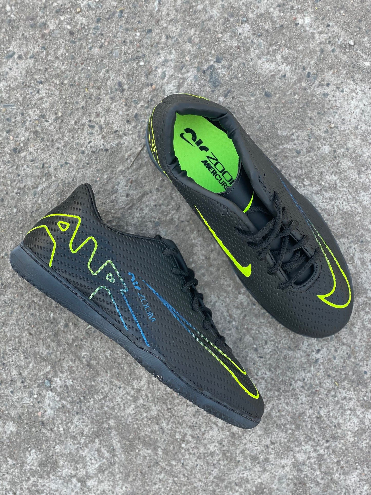 BOTINES F5 NEGROS - VERDE