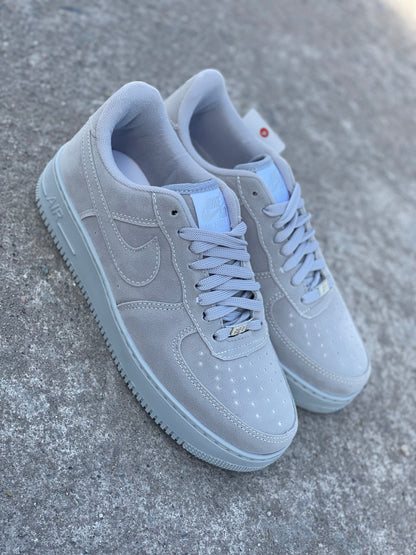 AIR FORCE GAMUZADA GRIS